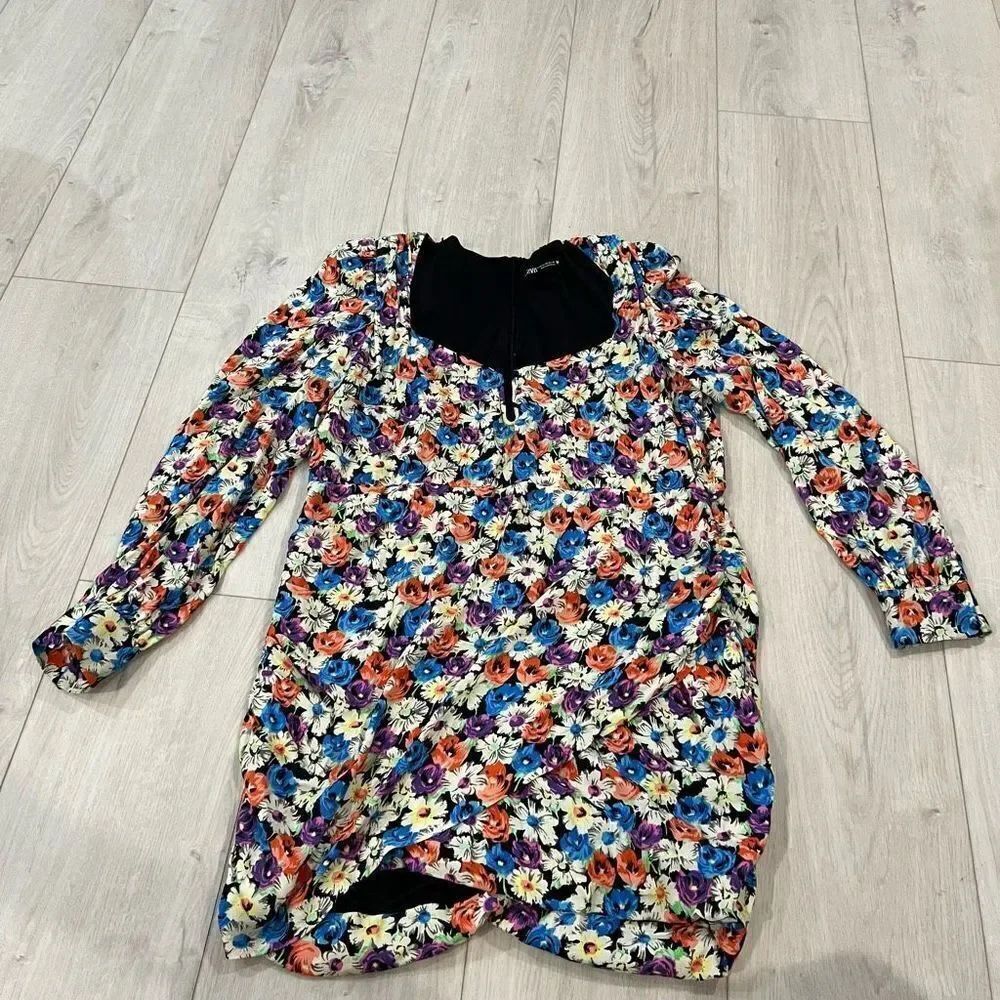 ZARA Multicolor Floral Print Mini Dress Size US
XXL Women's